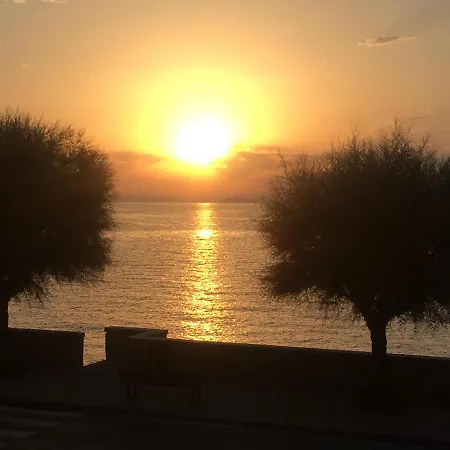 Studio Apartment Rio Marina